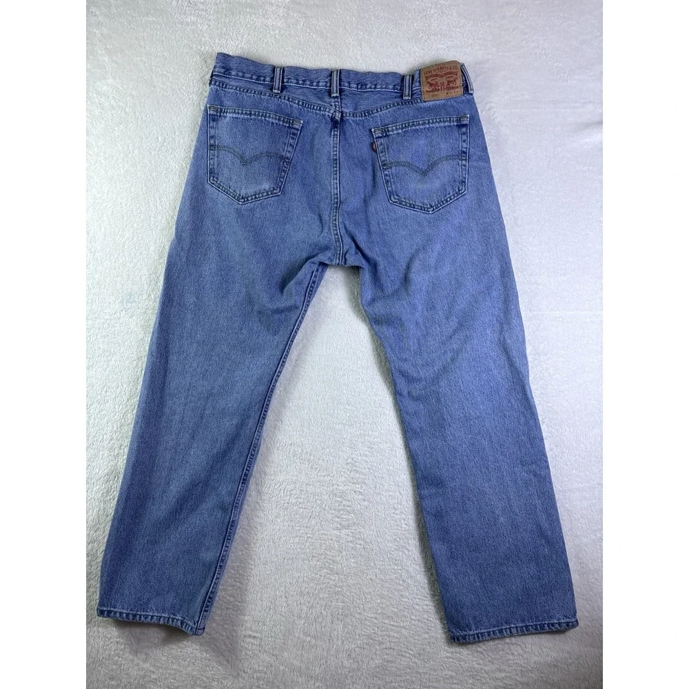 Levi's 505 Jeans Mens 40x30 Blue Denim Medium Wash Straight Leg Regular Fit